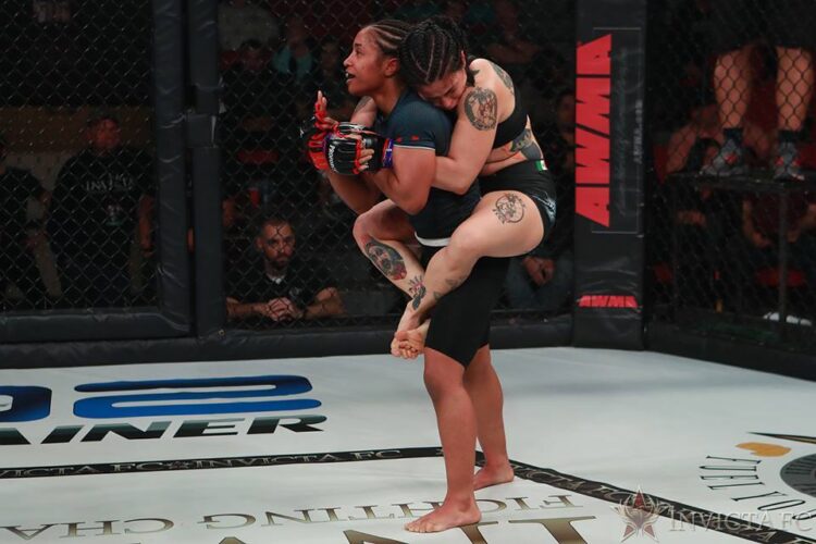 daniela taylor feet 3