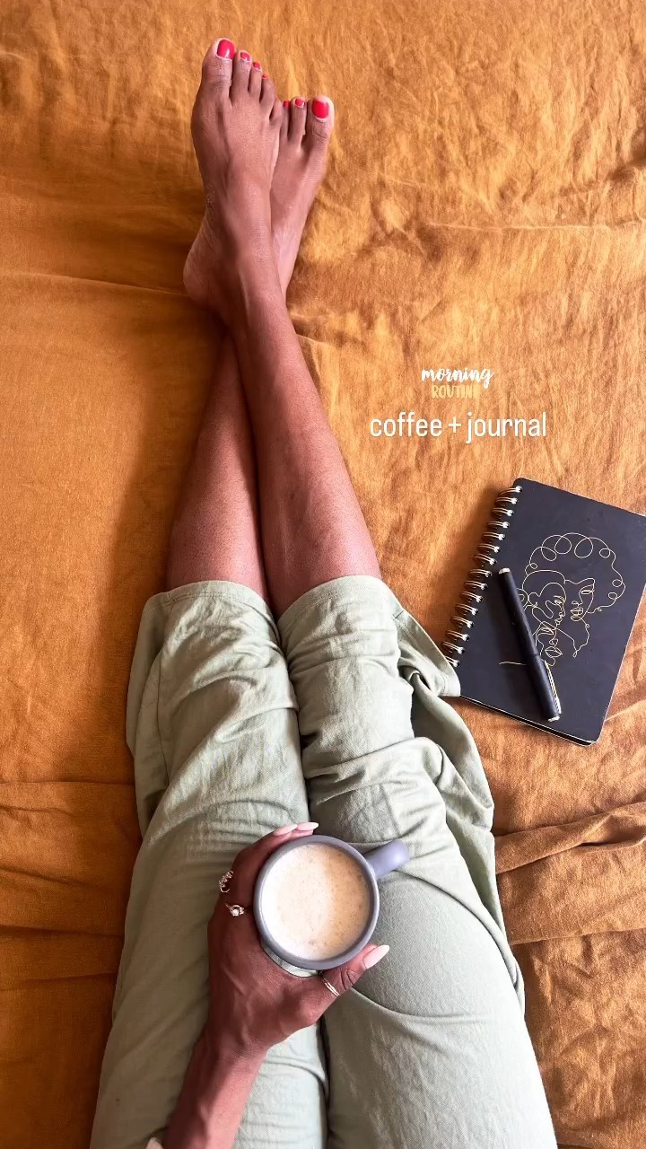 danielle acoff feet 1