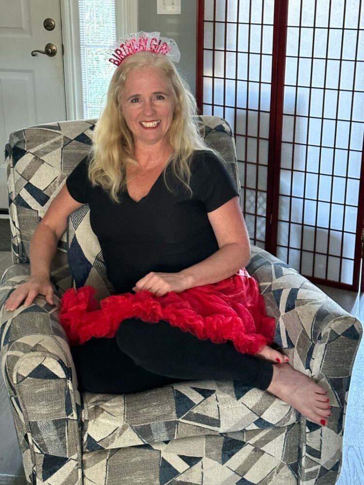 danielle adams feet 4