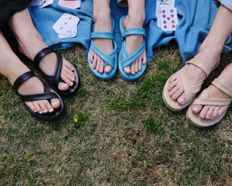 danielle anderson feet