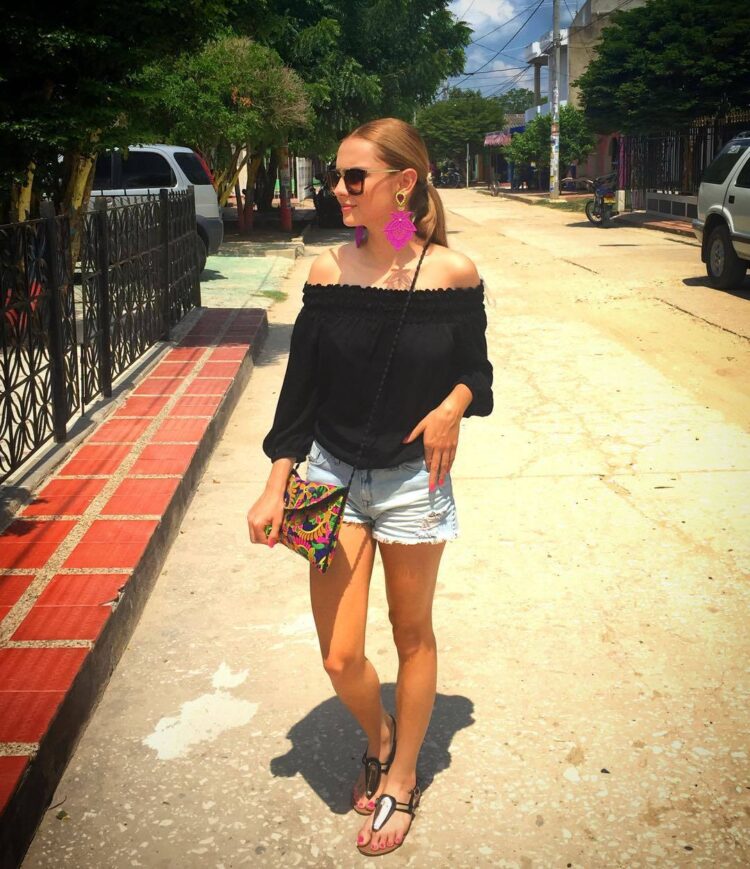 danielle arciniegas feet