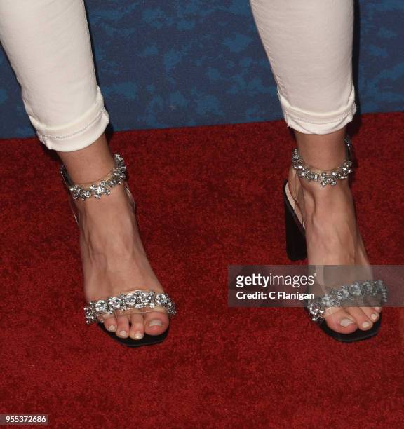 danielle bradbery feet 6