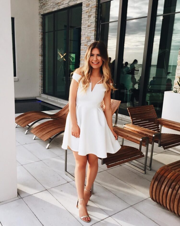 danielle carolan feet 6