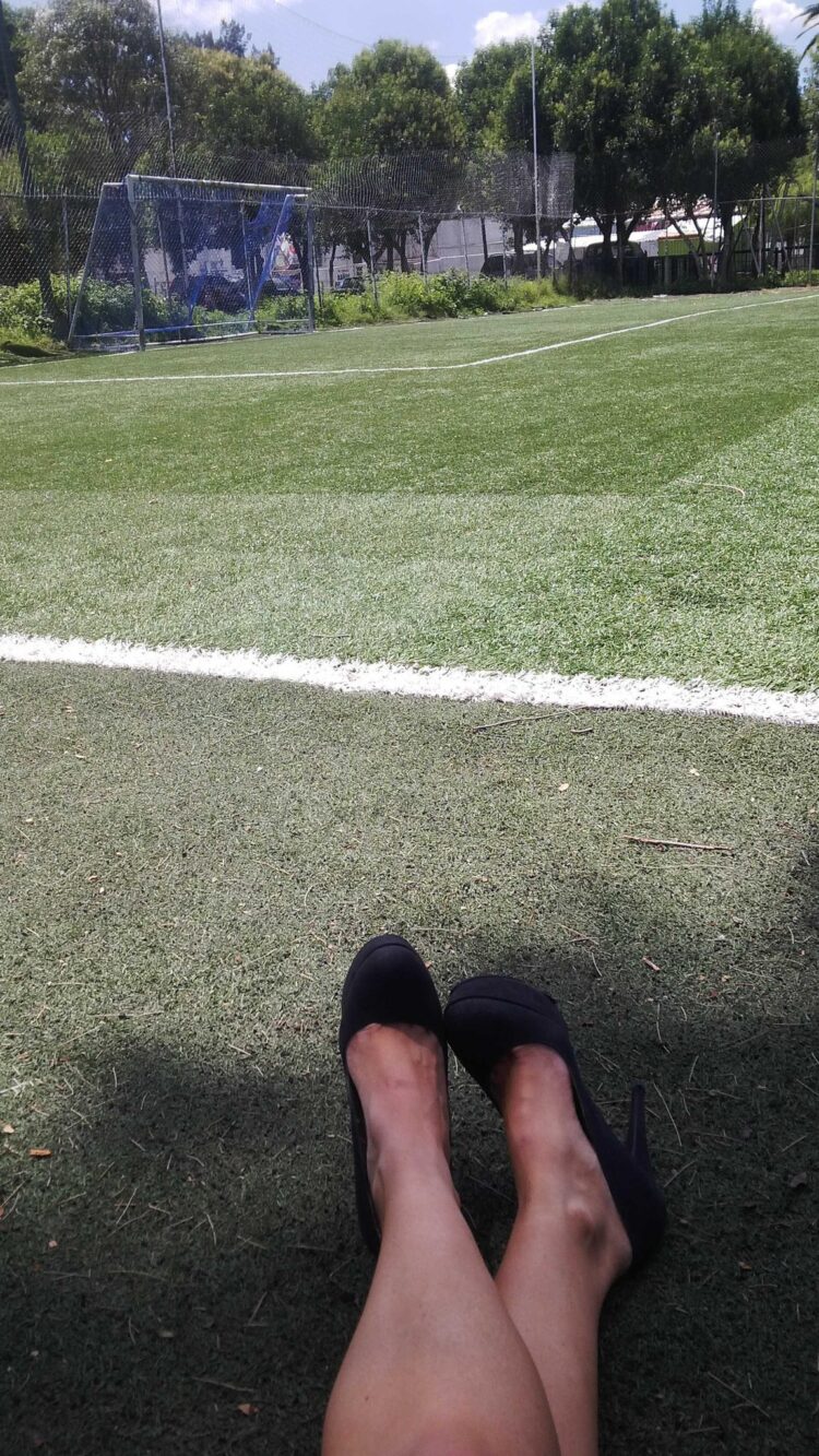 danielle dithurbide vega feet 4