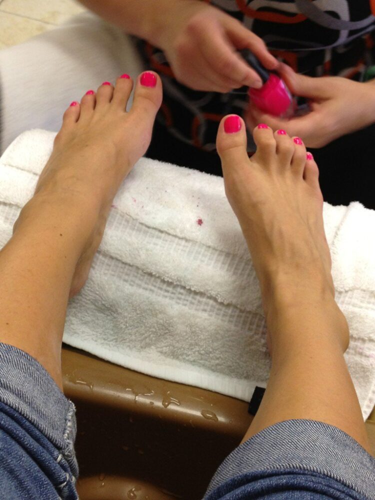 danielle doty feet 1