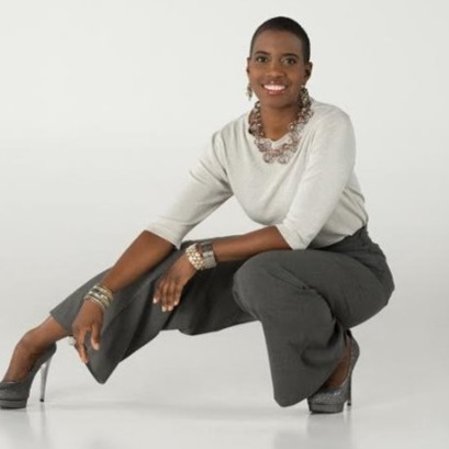 danielle elliott feet 3