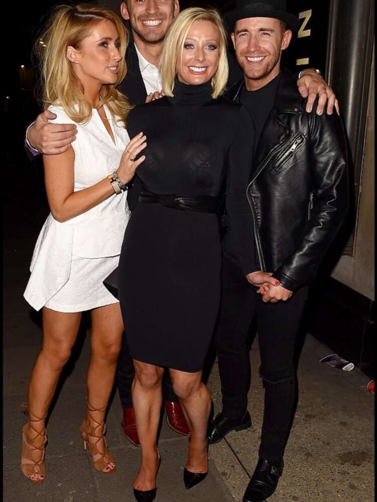 danielle fogarty feet 2