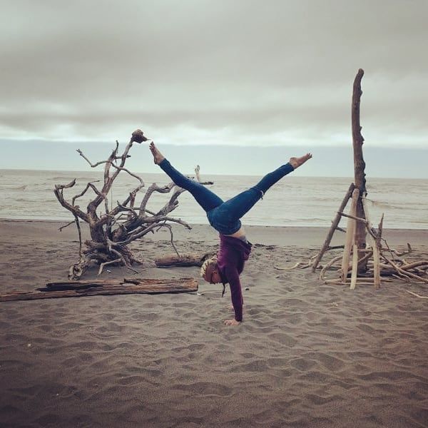 danielle glover feet 5