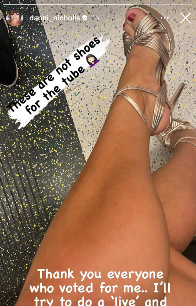 danielle gold feet 5