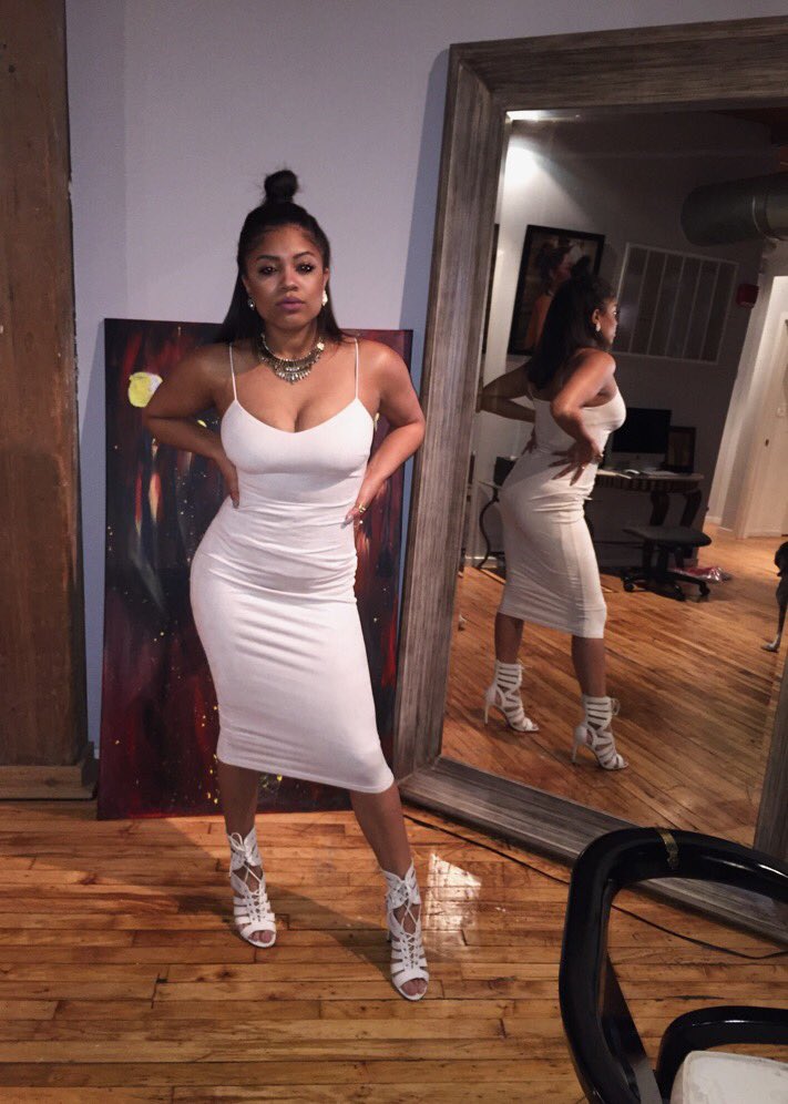 danielle jamison feet