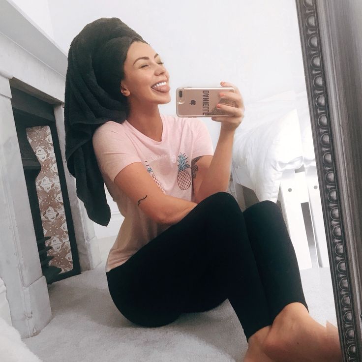 danielle mansutti feet 4