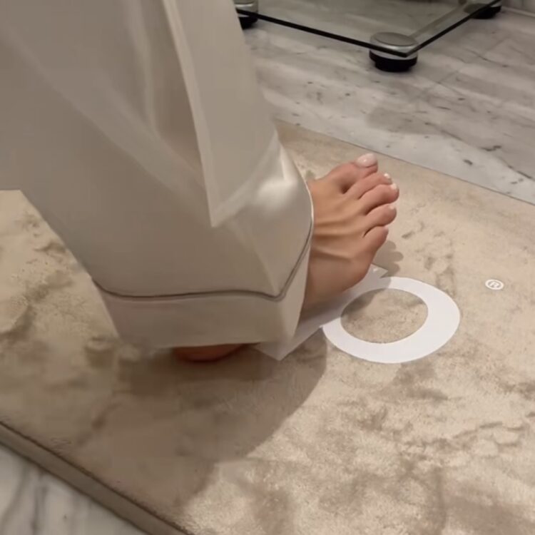 danielle peazer feet 2