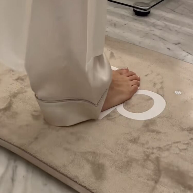 danielle peazer feet 3