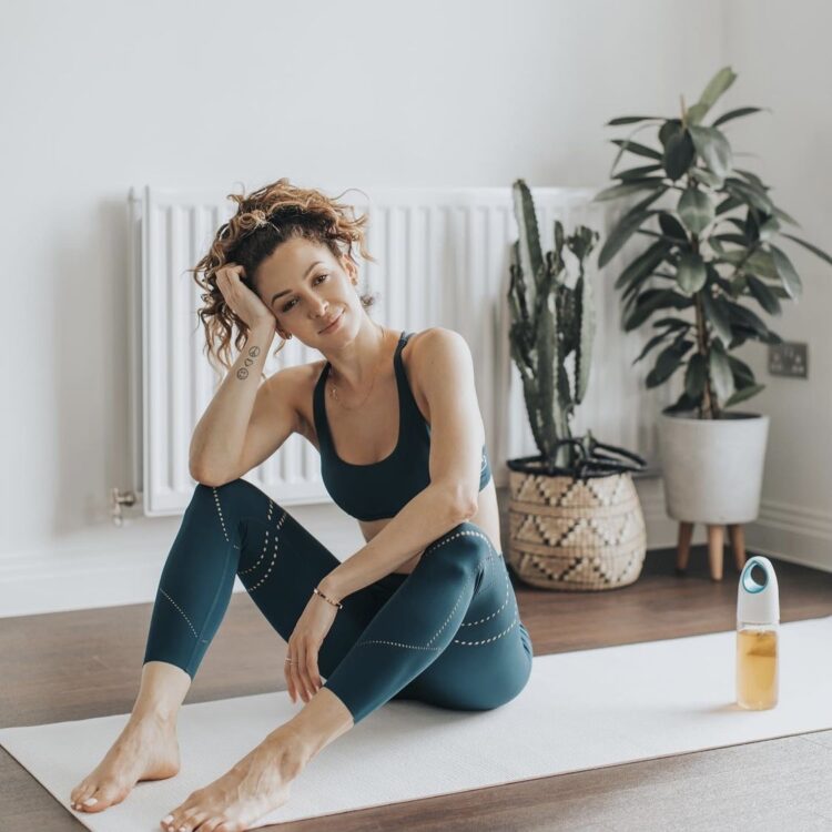 danielle peazer feet