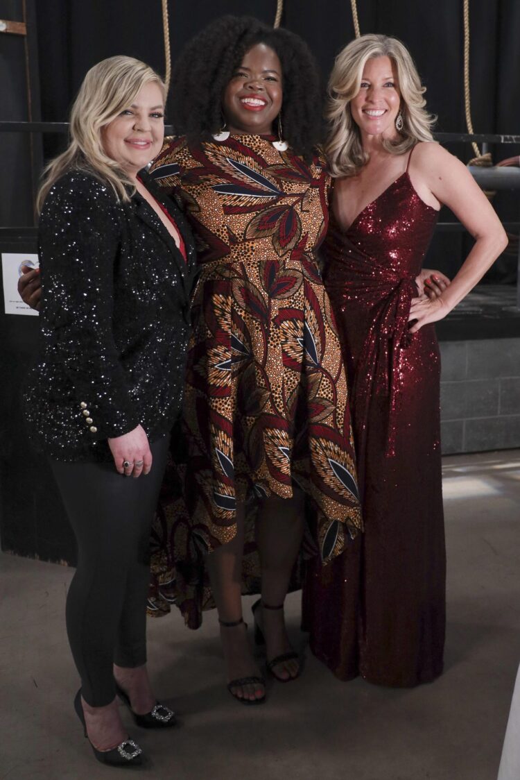 danielle ponder feet scaled