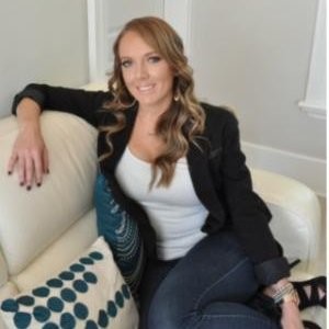 danielle saunders feet 4