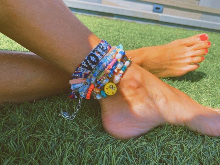 danielle snyder feet 1