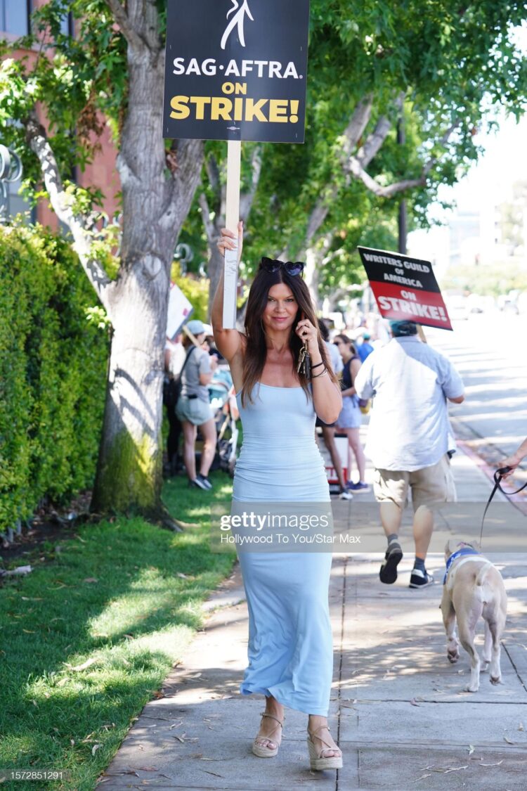 danielle vasinova feet 4