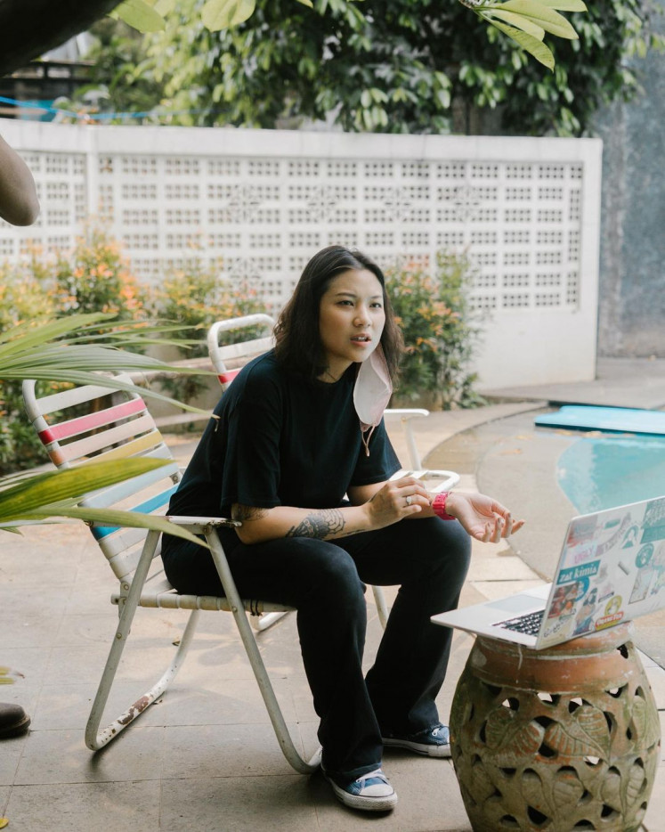 danilla riyadi feet 4