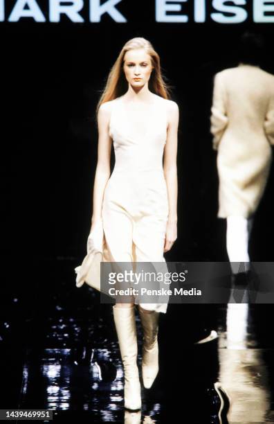 danita angell feet 5