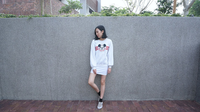 daphne charice feet 4