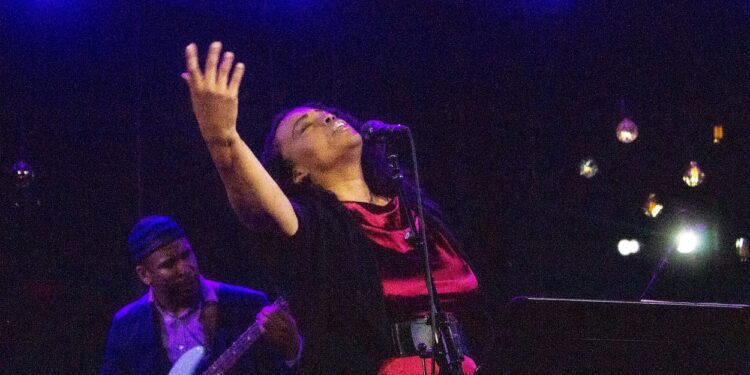 dara starr tucker feet 2