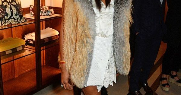 daria beuttenmuller feet 3