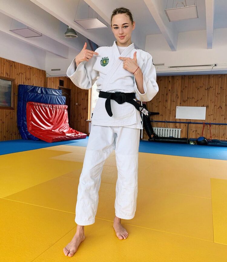 daria bilodid feet 3