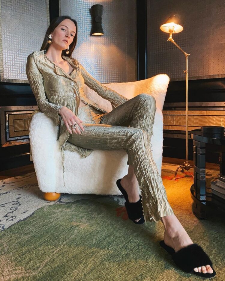 daria strokous feet 4