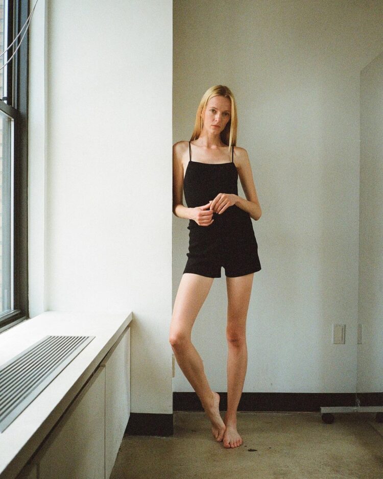 daria strokous feet