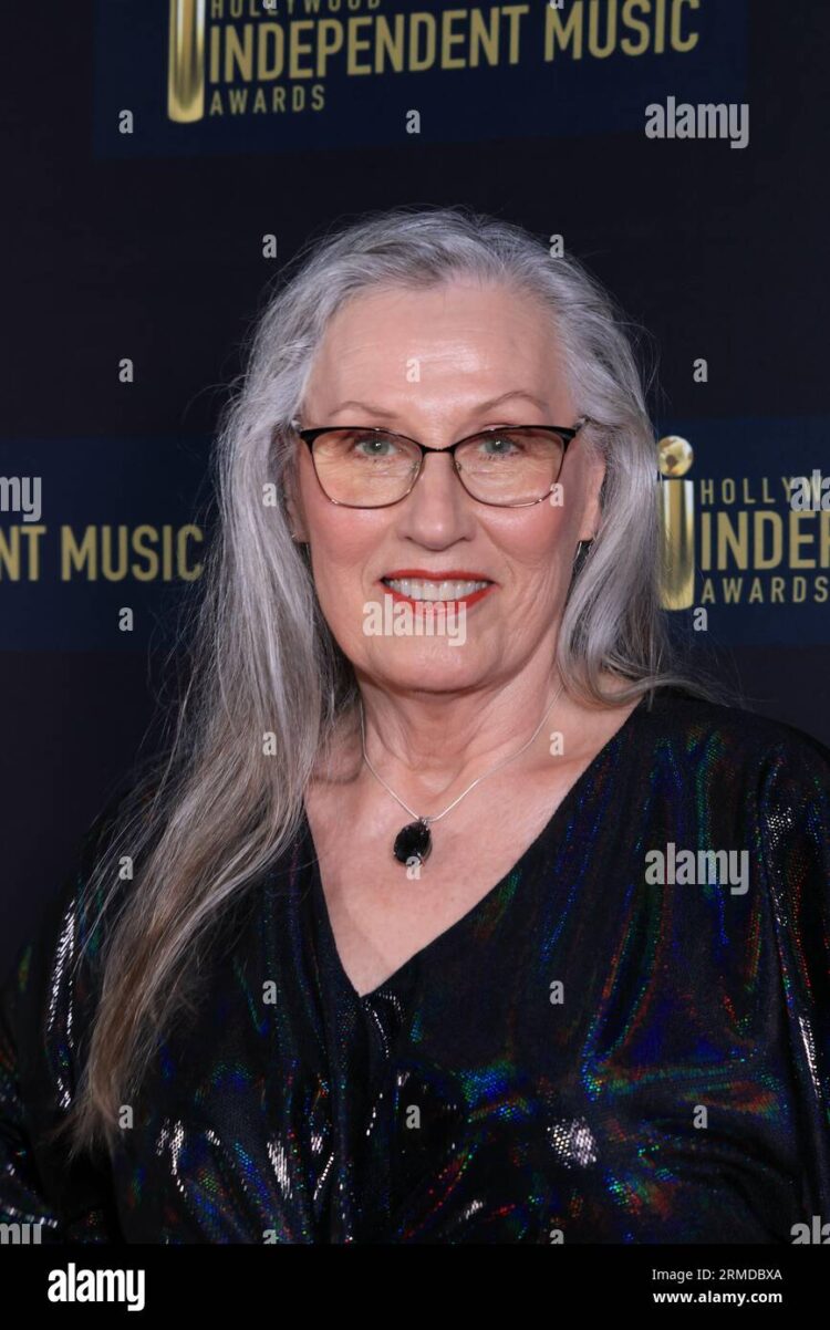 darlene koldenhoven feet 5