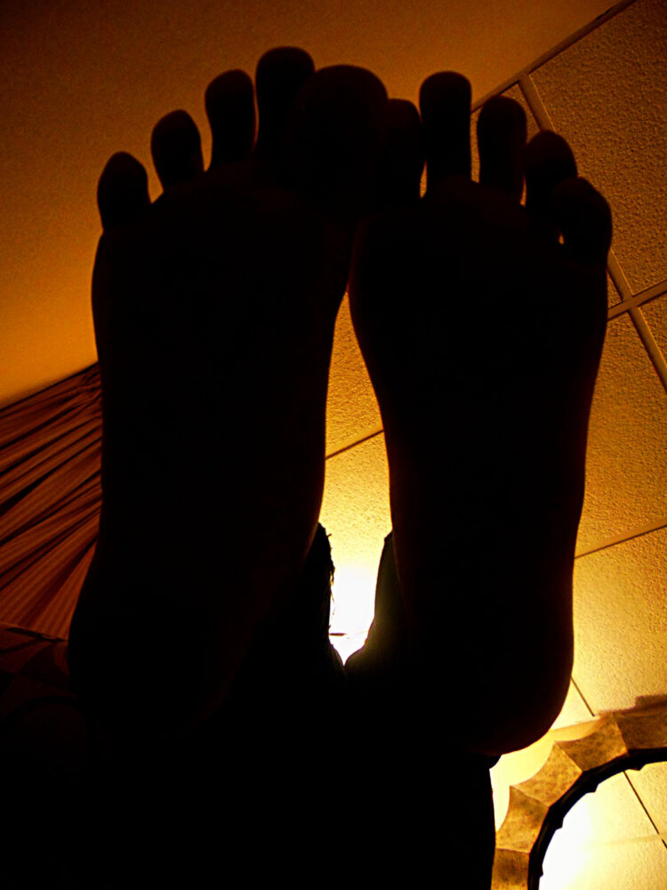 dav kro feet 3