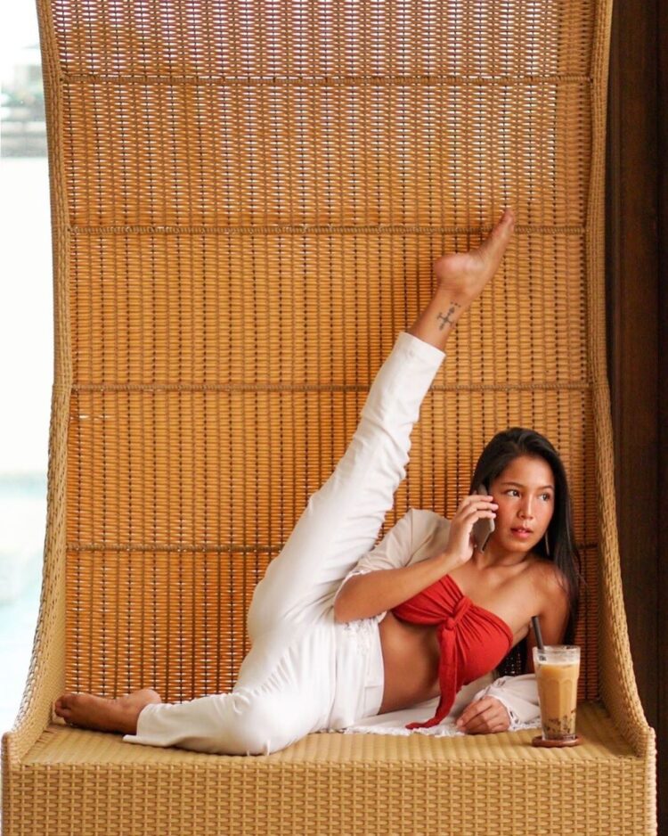 dawn chang feet 1