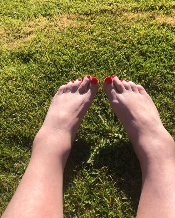 dawn french feet 2