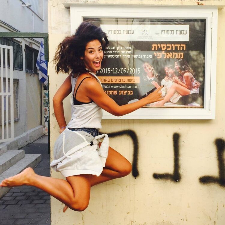 dawn lanny gabay feet 1