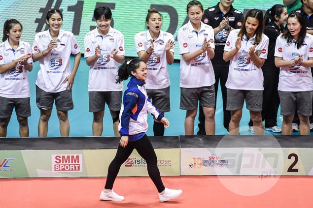 dawn macandili feet 1