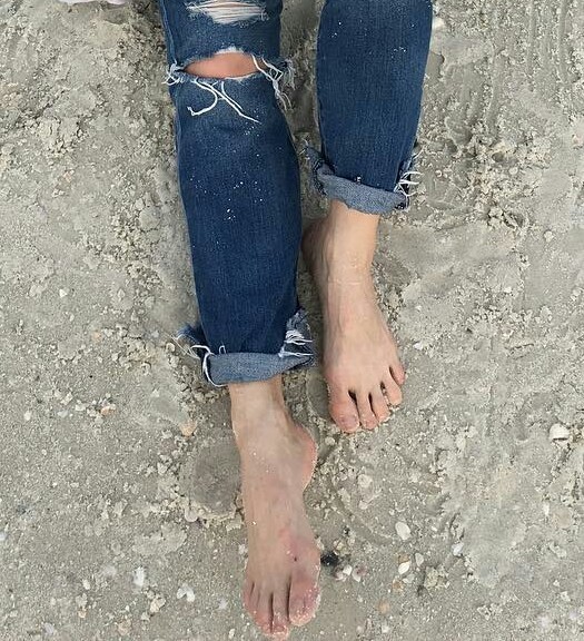 day christensen feet 6