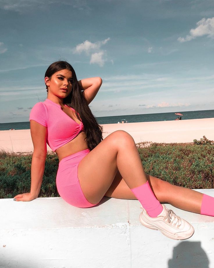 dayanna comas feet 1