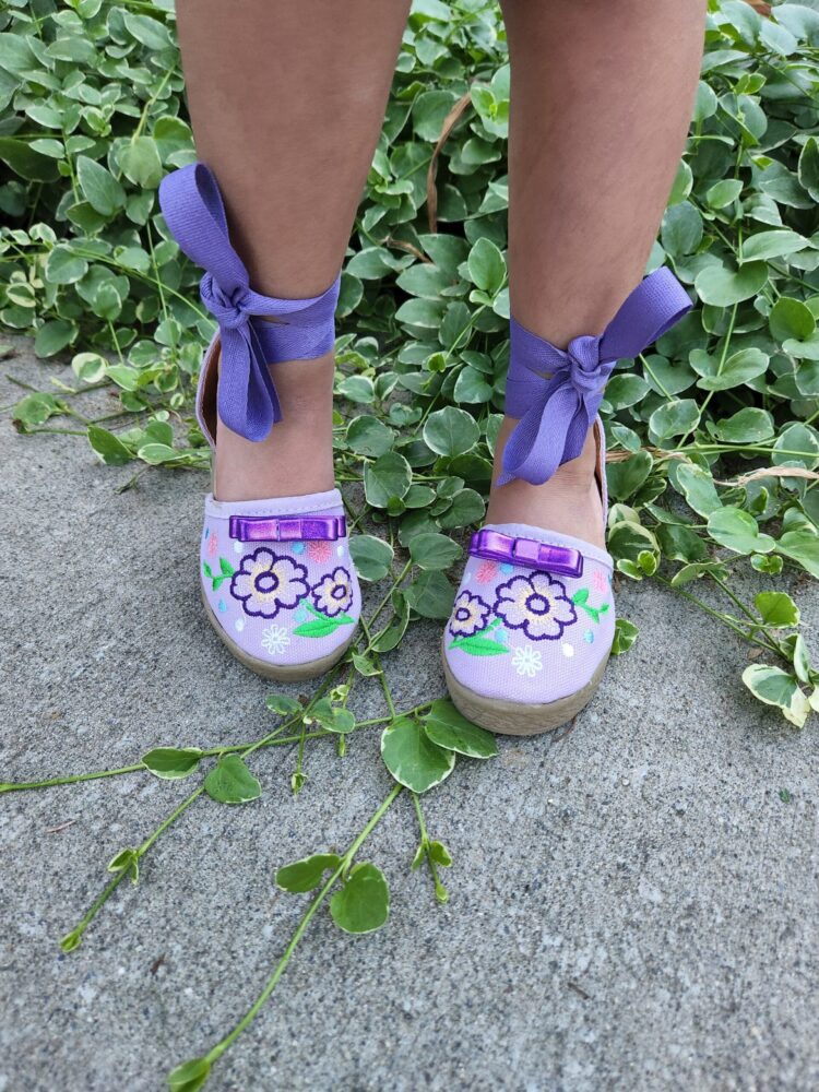 de isabella feet 3 scaled