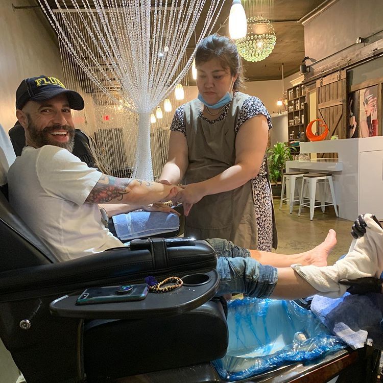 deanna daughtry feet 1