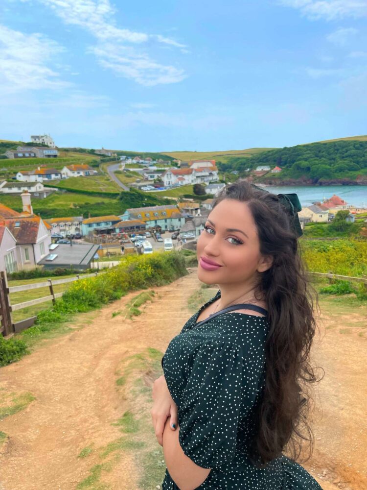 deanna dellia feet 3