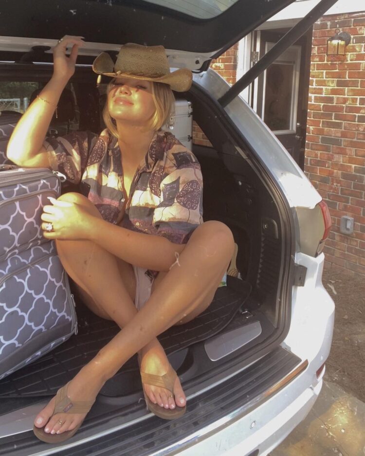 deanna johnson feet 1