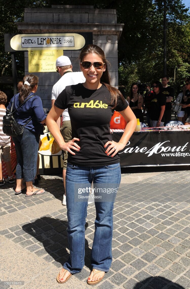 deanna pappas feet 5