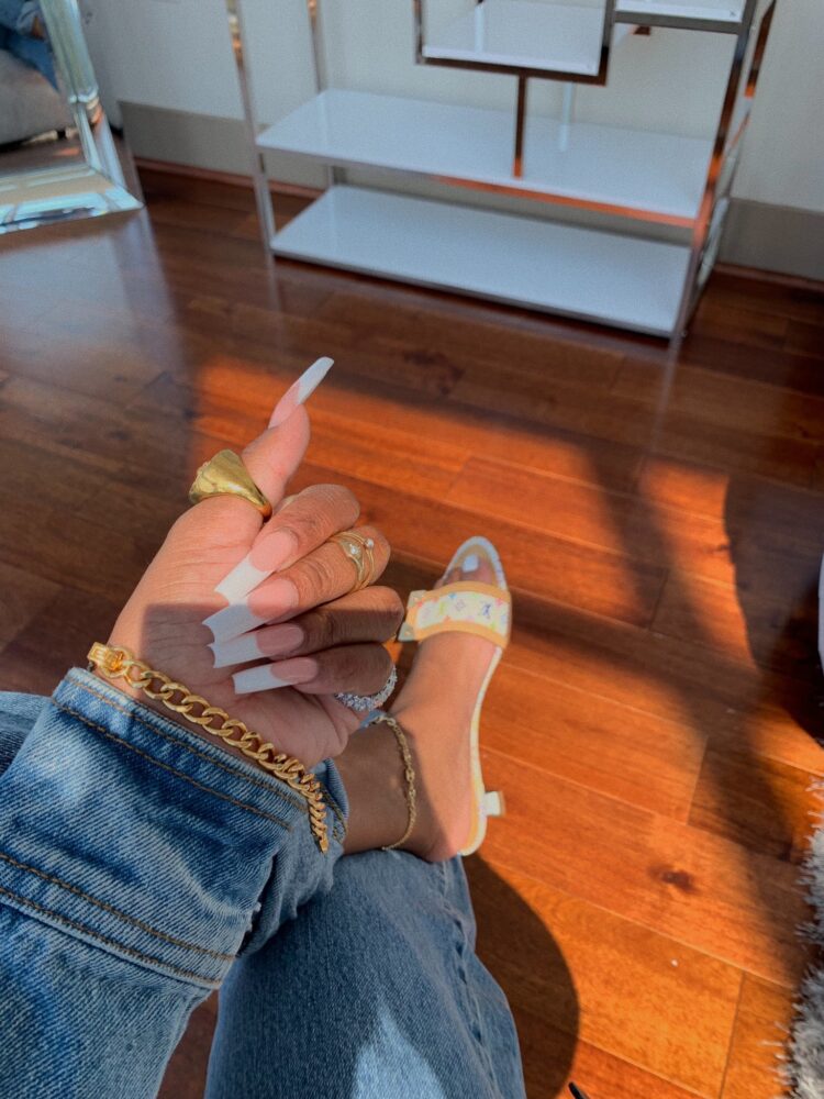 dearra taylor feet 1