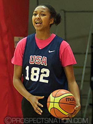 deauzya richards feet 4