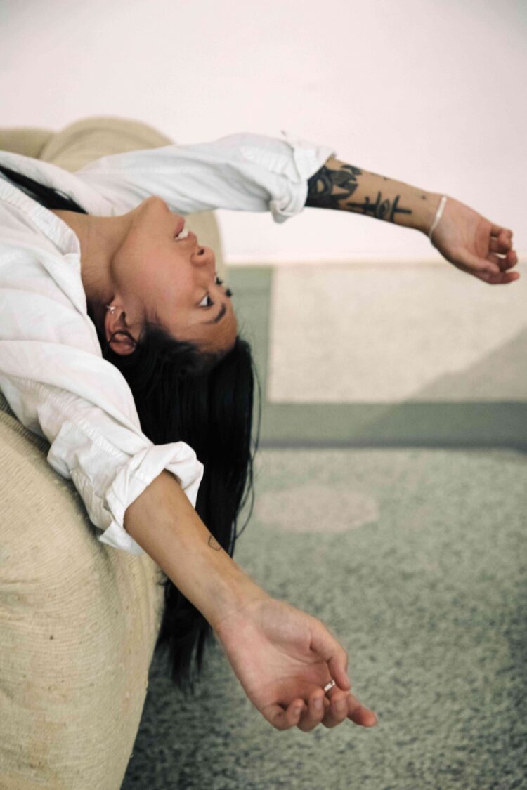 deb never feet scaled