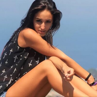 debora castellano feet