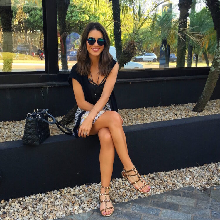 debora vasconcelos feet 4