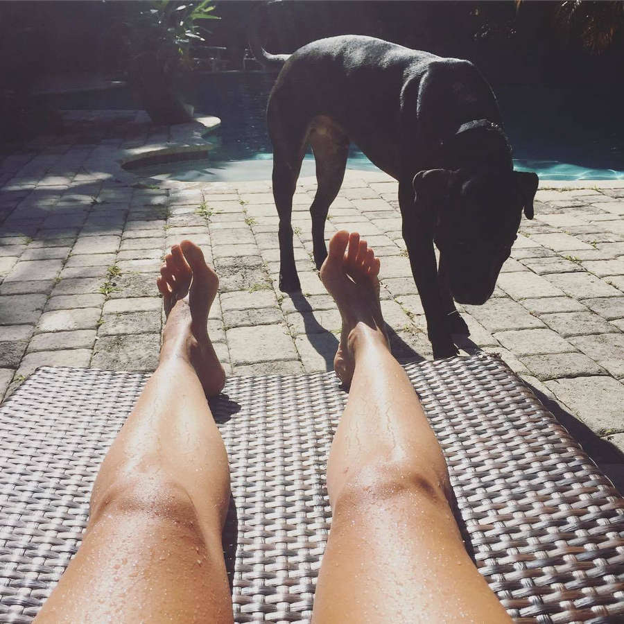 deborah de corral feet 5