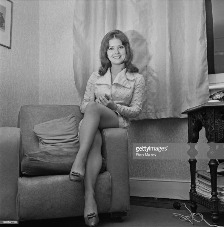 deborah watling feet